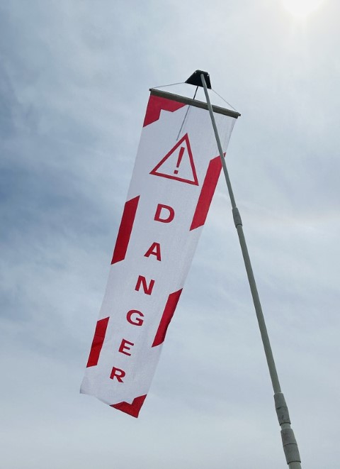 Safety Flag - DANGER